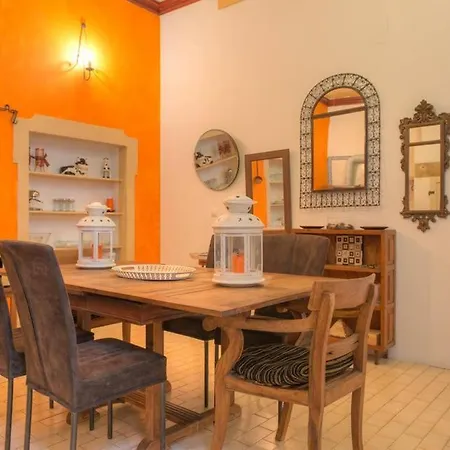 Brand New In Heart Of Apartmán