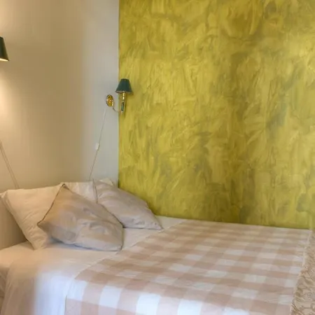 Brand New In Heart Of * Lisboa