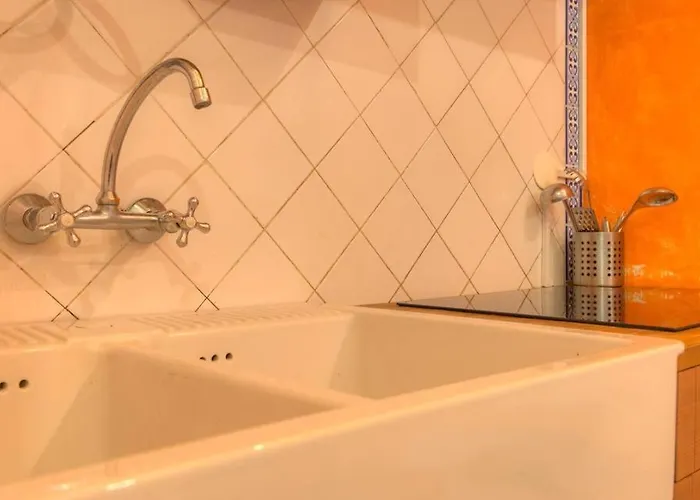 شقة Brand New In Heart Of *